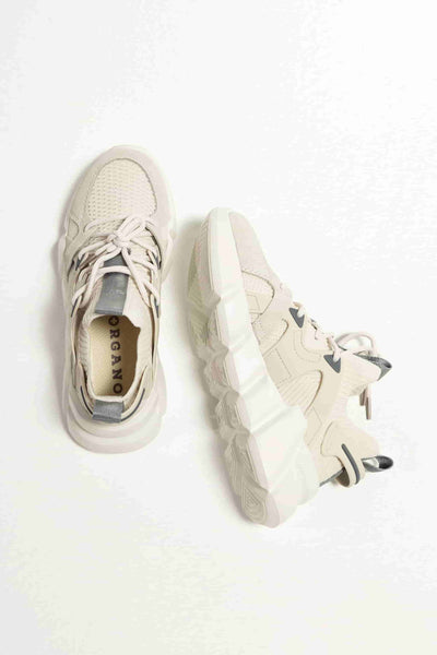 My experiences with nursing shoes