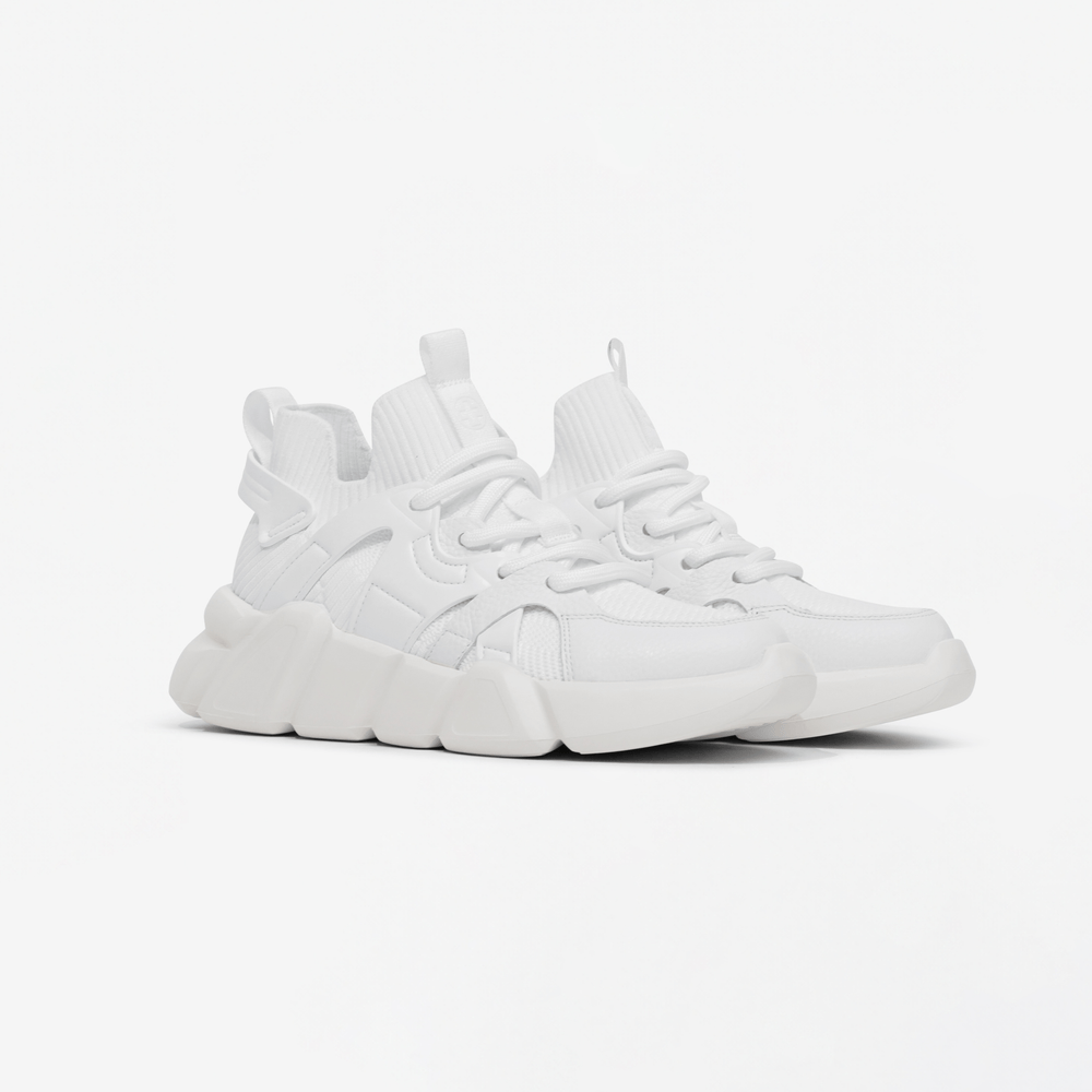 Gano Z Nursing Sneaker V3 - Classic All-White